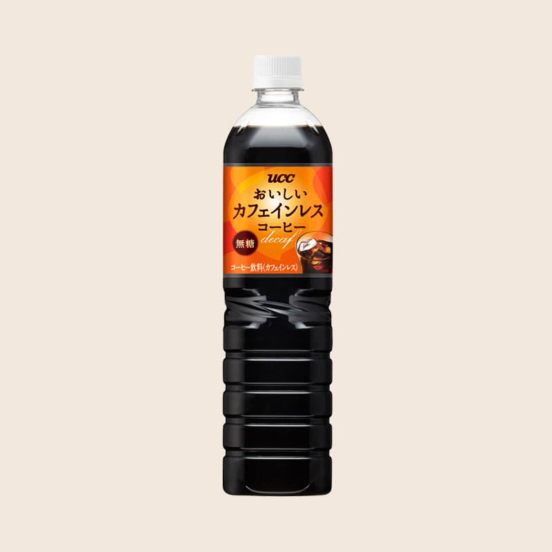 UCC おいしいカフェインレスコーヒー 無糖 PET900ml