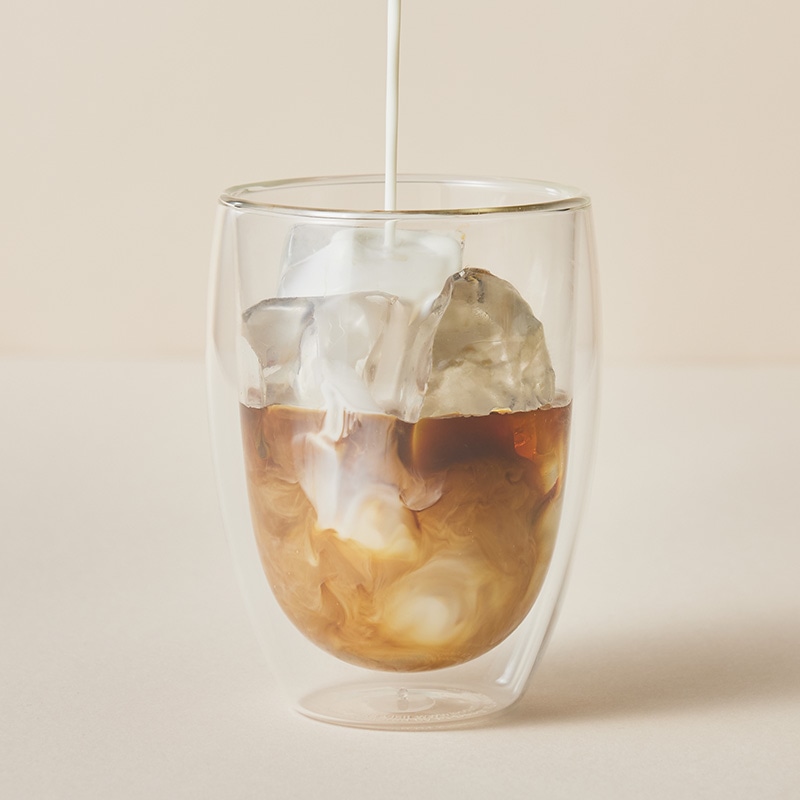 【送料無料】上島珈琲店 ミルク珈琲ベースギフト（希釈）瓶入り 600ml 2本